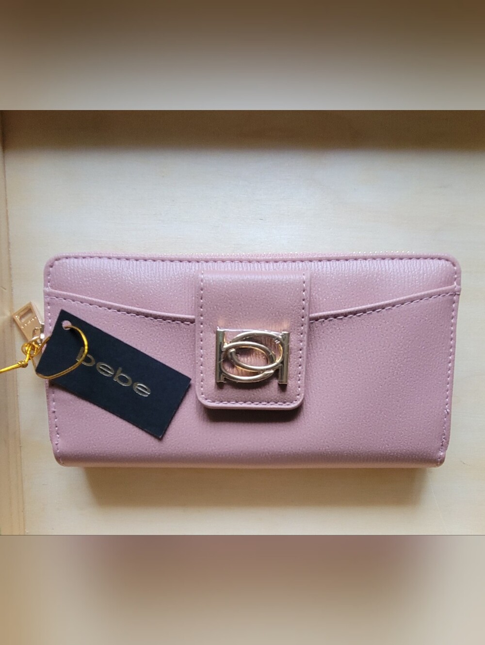 NWT Bebe Sleek Dusty Rose Pink Zip Wallet with Gold Accent